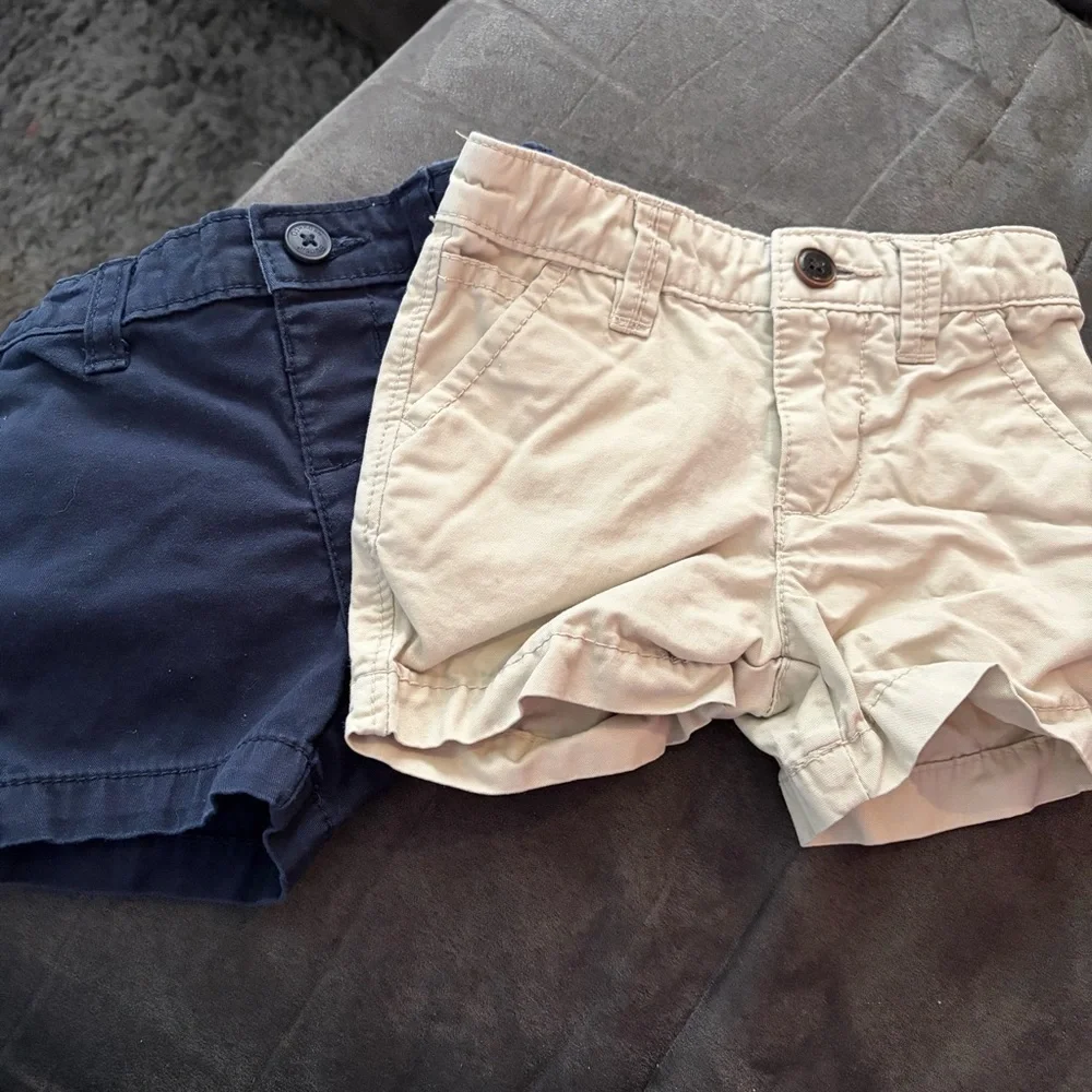 OshKosh B’gosh Baby Shorts Bundle Size 6M Navy & Khaki Cotton Chino Shorts
